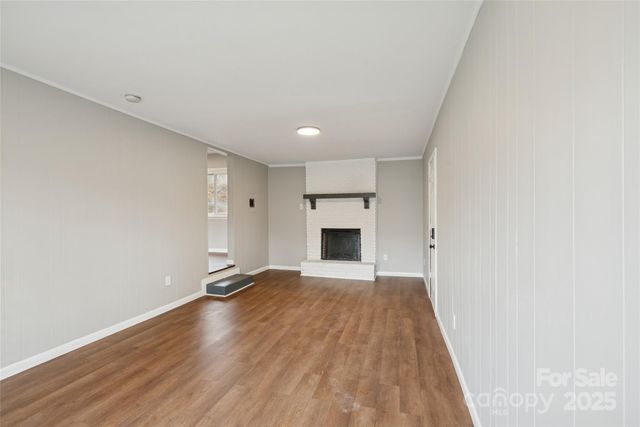 1126 Old US 70 Highway W, Black Mountain, NC 28711