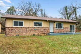 1126 Old US 70 Highway W, Black Mountain, NC 28711