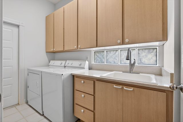 8293 SE Palm Hammock Lane, Hobe Sound, FL 33455