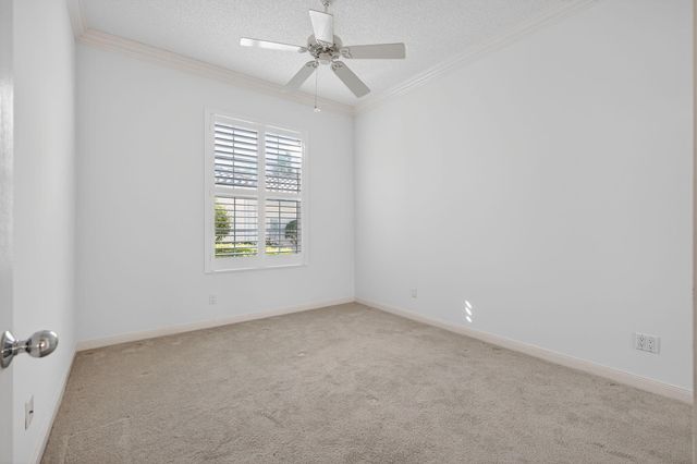 8293 SE Palm Hammock Lane, Hobe Sound, FL 33455