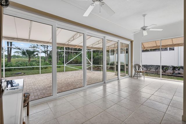 8293 SE Palm Hammock Lane, Hobe Sound, FL 33455