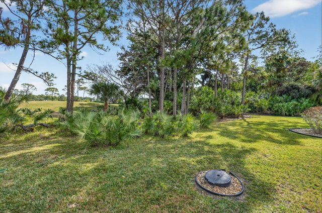 8293 SE Palm Hammock Lane, Hobe Sound, FL 33455