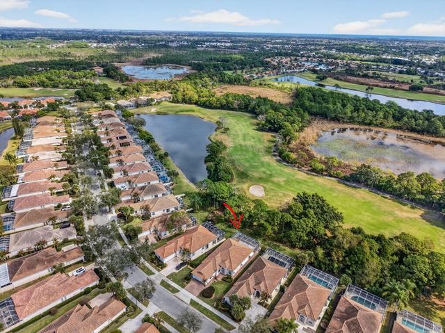 8293 SE Palm Hammock Lane, Hobe Sound, FL 33455