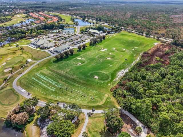 8293 SE Palm Hammock Lane, Hobe Sound, FL 33455