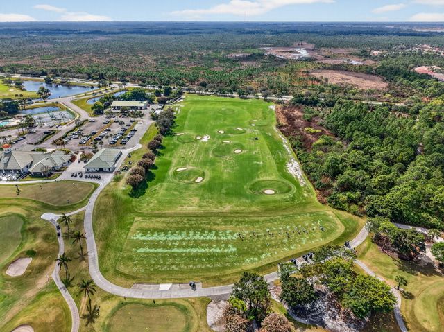 8293 SE Palm Hammock Lane, Hobe Sound, FL 33455