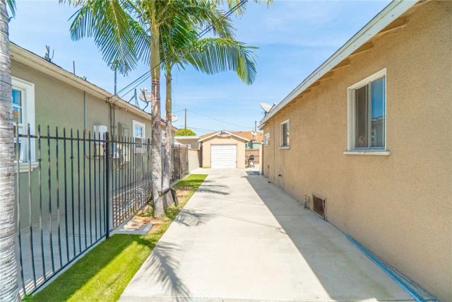 3561 Beck, Bell, CA 90201