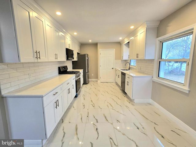 124 OGG AVE, Somerdale, NJ 08083