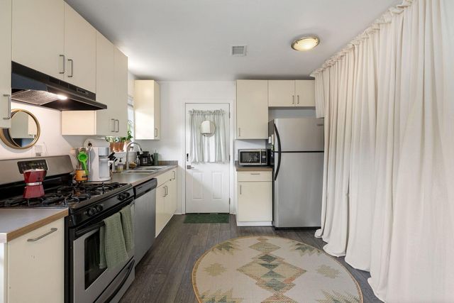1717 Bluebonnet LN, Austin, TX 78704
