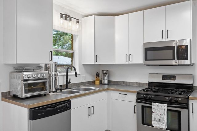 1717 Bluebonnet LN, Austin, TX 78704