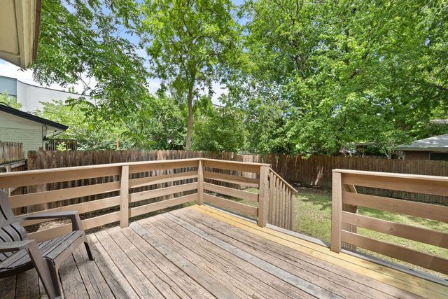 1717 Bluebonnet LN, Austin, TX 78704