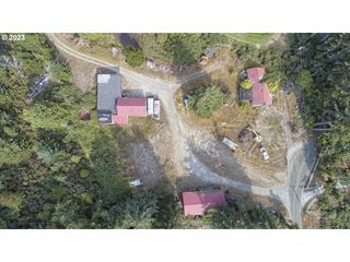 87641 E Beach Loop, Bandon, OR 97411