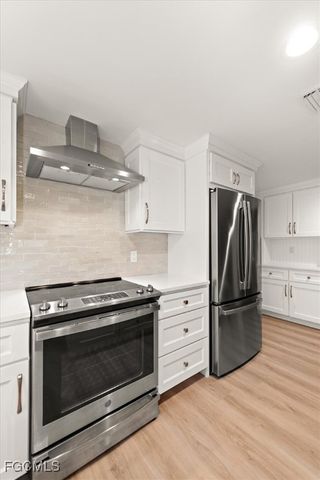 2466 N Westwood DR, North Fort Myers, FL 33917