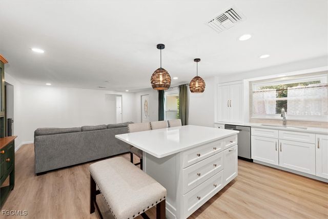 2466 N Westwood DR, North Fort Myers, FL 33917