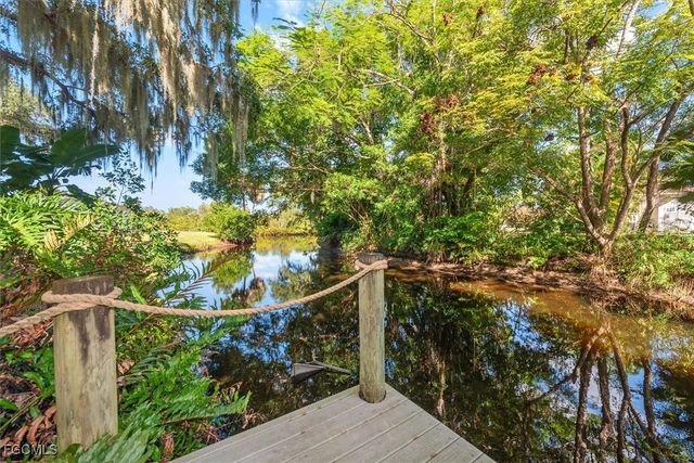 2466 N Westwood DR, North Fort Myers, FL 33917