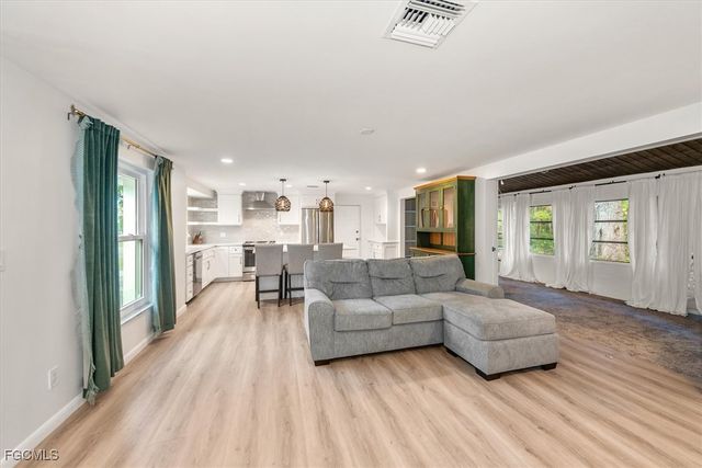 2466 N Westwood DR, North Fort Myers, FL 33917