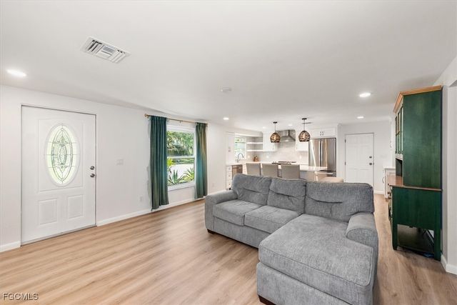 2466 N Westwood DR, North Fort Myers, FL 33917