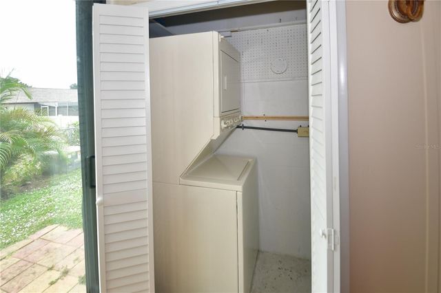 13920 MISSION OAKS BOULEVARD 13920, Seminole, FL 33776