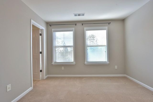 501 Grove Field Court, Suwanee, GA 30024