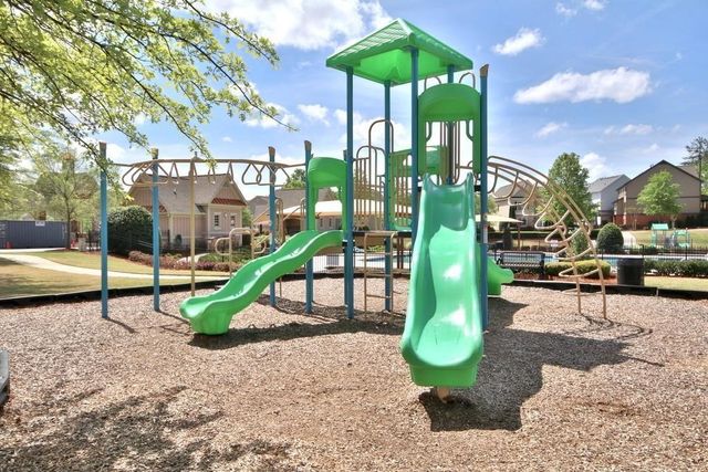 501 Grove Field Court, Suwanee, GA 30024