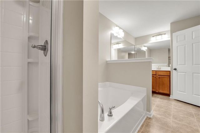 501 Grove Field Court, Suwanee, GA 30024