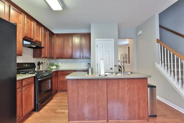 501 Grove Field Court, Suwanee, GA 30024