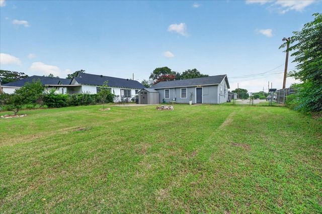4956 Dunbar Street, Fort Worth, TX 76105
