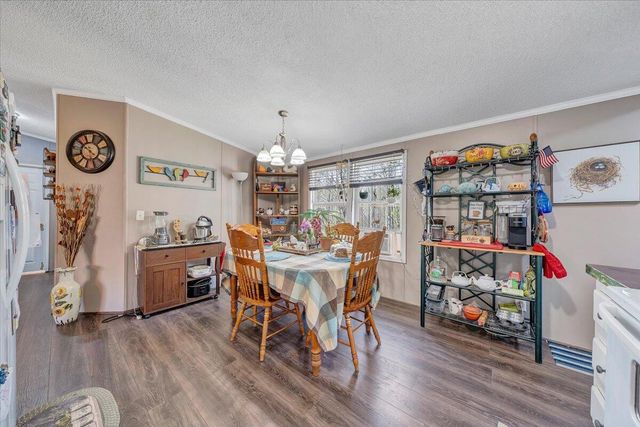 105 CHEROKEE LN, Thaxton, VA 24174