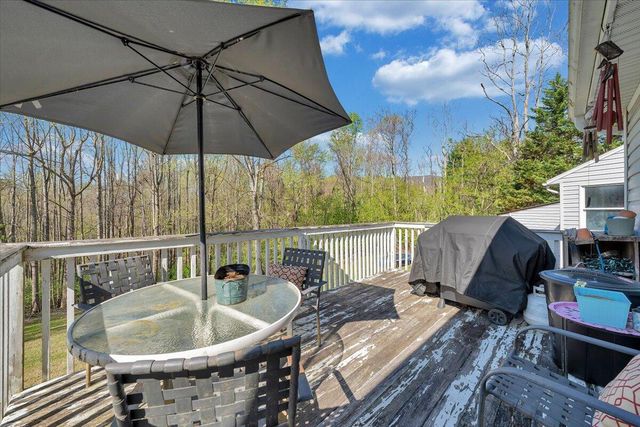 105 CHEROKEE LN, Thaxton, VA 24174