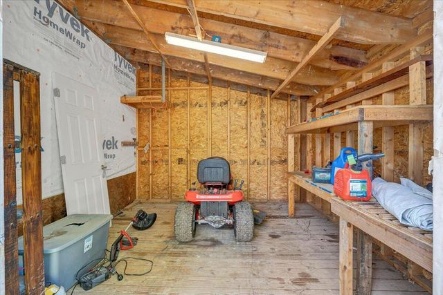 105 CHEROKEE LN, Thaxton, VA 24174