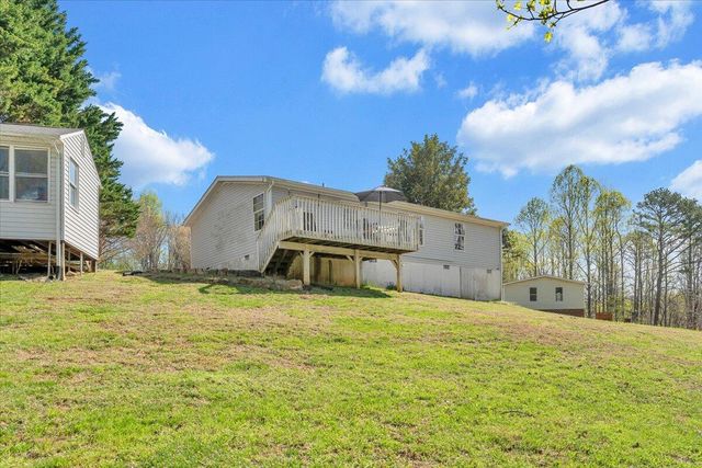 105 CHEROKEE LN, Thaxton, VA 24174