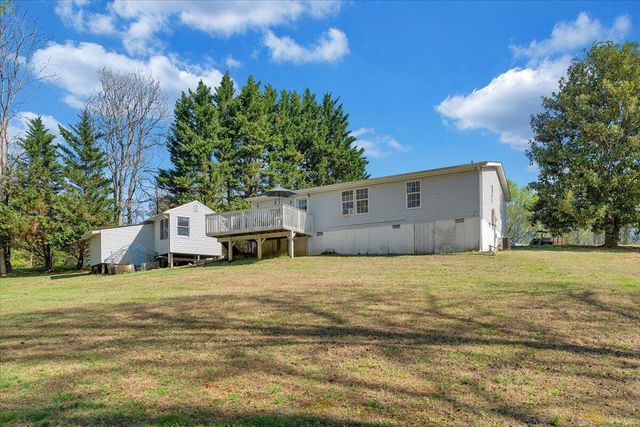 105 CHEROKEE LN, Thaxton, VA 24174