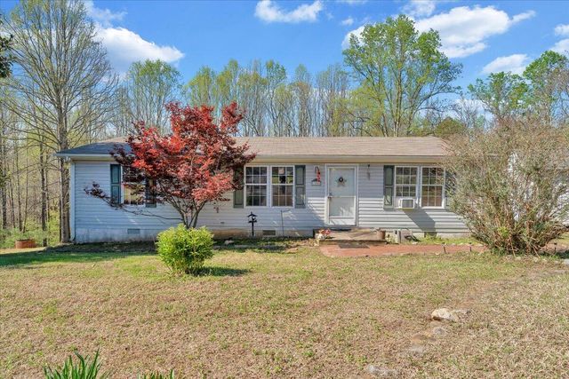 105 CHEROKEE LN, Thaxton, VA 24174