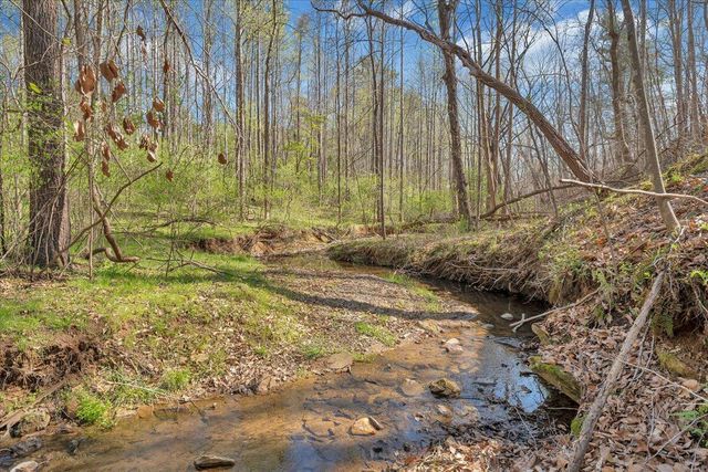 105 CHEROKEE LN, Thaxton, VA 24174