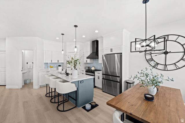 999 N LEDGER DR, Saratoga Springs, UT 84045