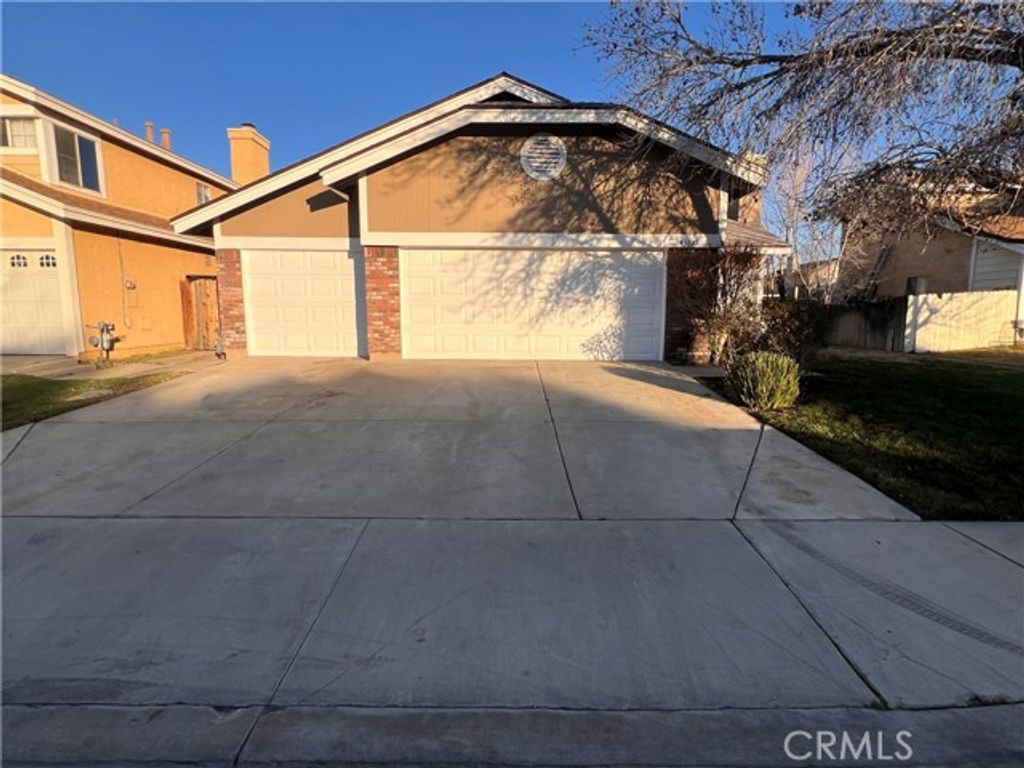43632 Serenity Court, Lancaster, CA 93535