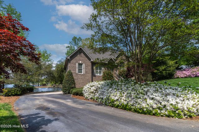 955 Sagamore Drive, Louisburg, NC 27549