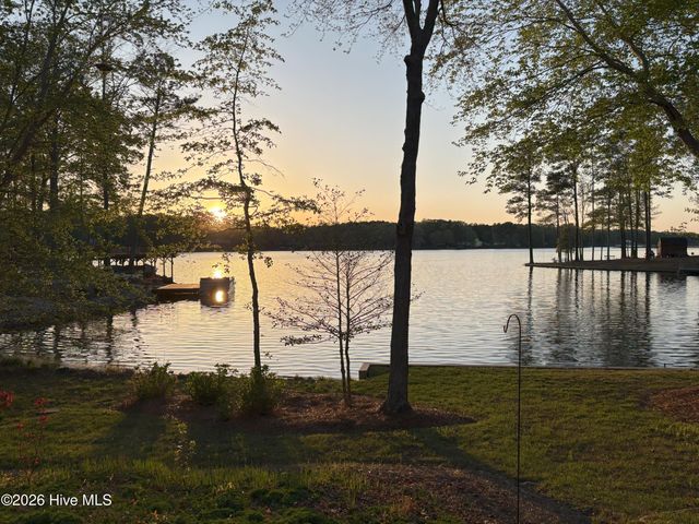 955 Sagamore Drive, Louisburg, NC 27549