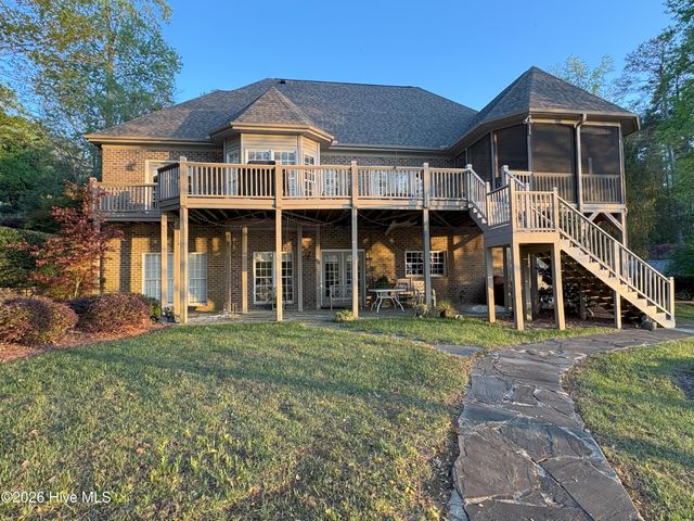 955 Sagamore Drive, Louisburg, NC 27549