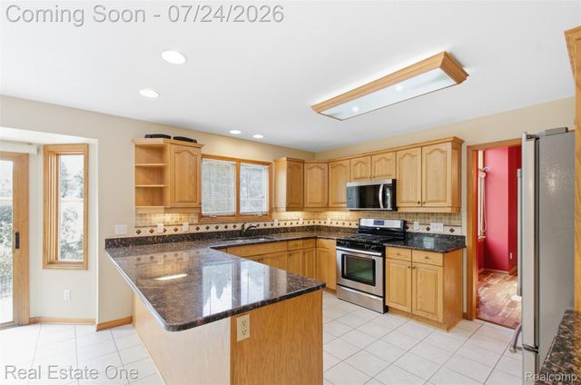 7805 Rutherford Court, Canton Charter Township, MI 48187