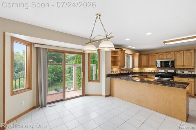 7805 Rutherford Court, Canton Charter Township, MI 48187