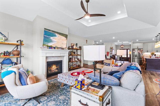 11604 Angel Falls Ct, Prospect, KY 40059