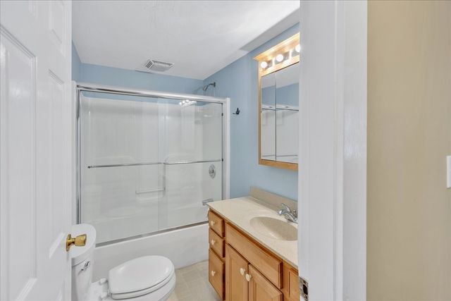 1 Thorwald Dr, Dennis, MA 02660