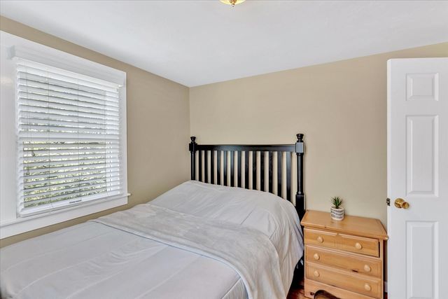 1 Thorwald Dr, Dennis, MA 02660