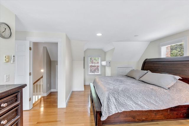 1 Thorwald Dr, Dennis, MA 02660