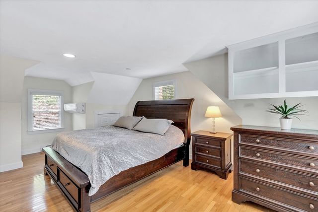 1 Thorwald Dr, Dennis, MA 02660