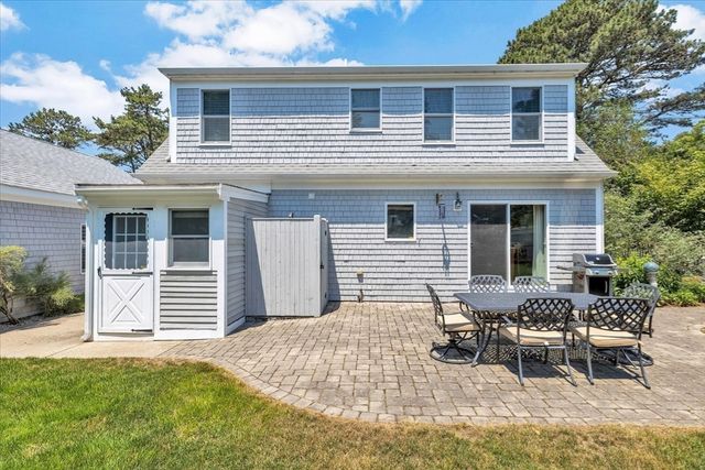 1 Thorwald Dr, Dennis, MA 02660
