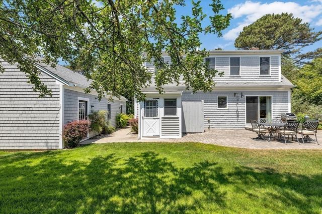 1 Thorwald Dr, Dennis, MA 02660