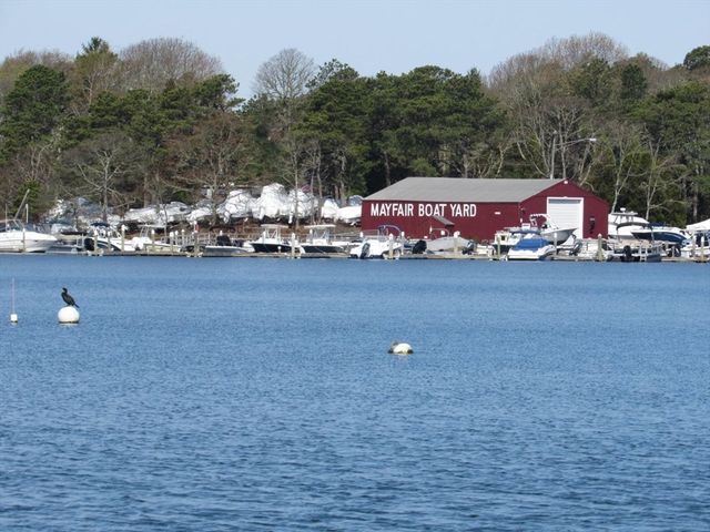 1 Thorwald Dr, Dennis, MA 02660