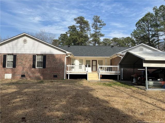 105 Nottingham Lane, Red Springs, NC 28377