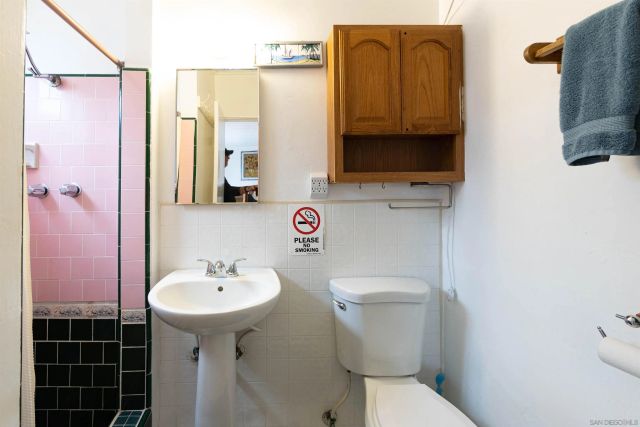 5038-40 W Point Loma Blvd, San Diego, CA 92107